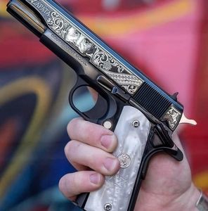 Meet your Posher, Daniel